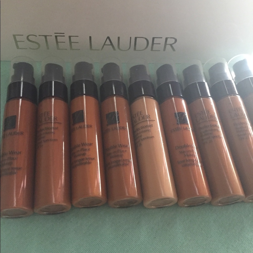 Estée Lauder Foundation - Picture 2 of 2